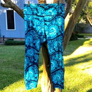 Fabletics High-Waisted Powerflex 7/8